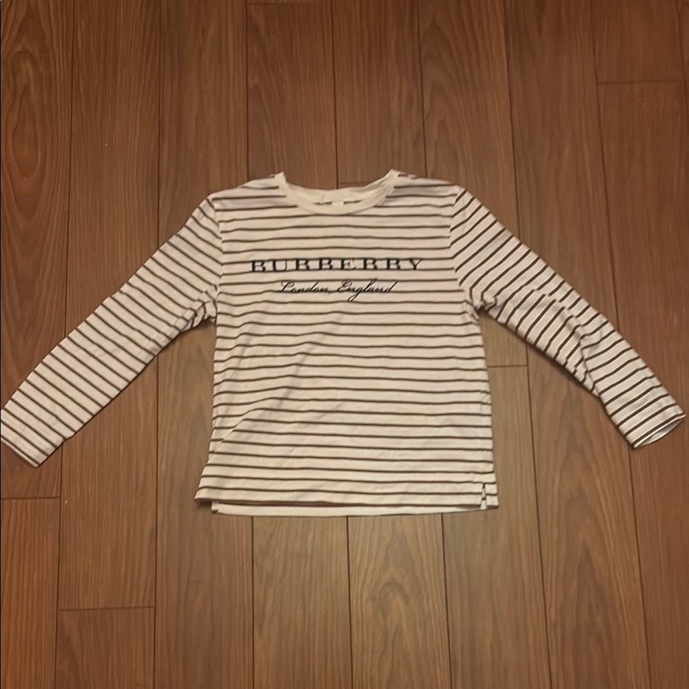 Designer Burberry White and Black Long Sleeve Tee